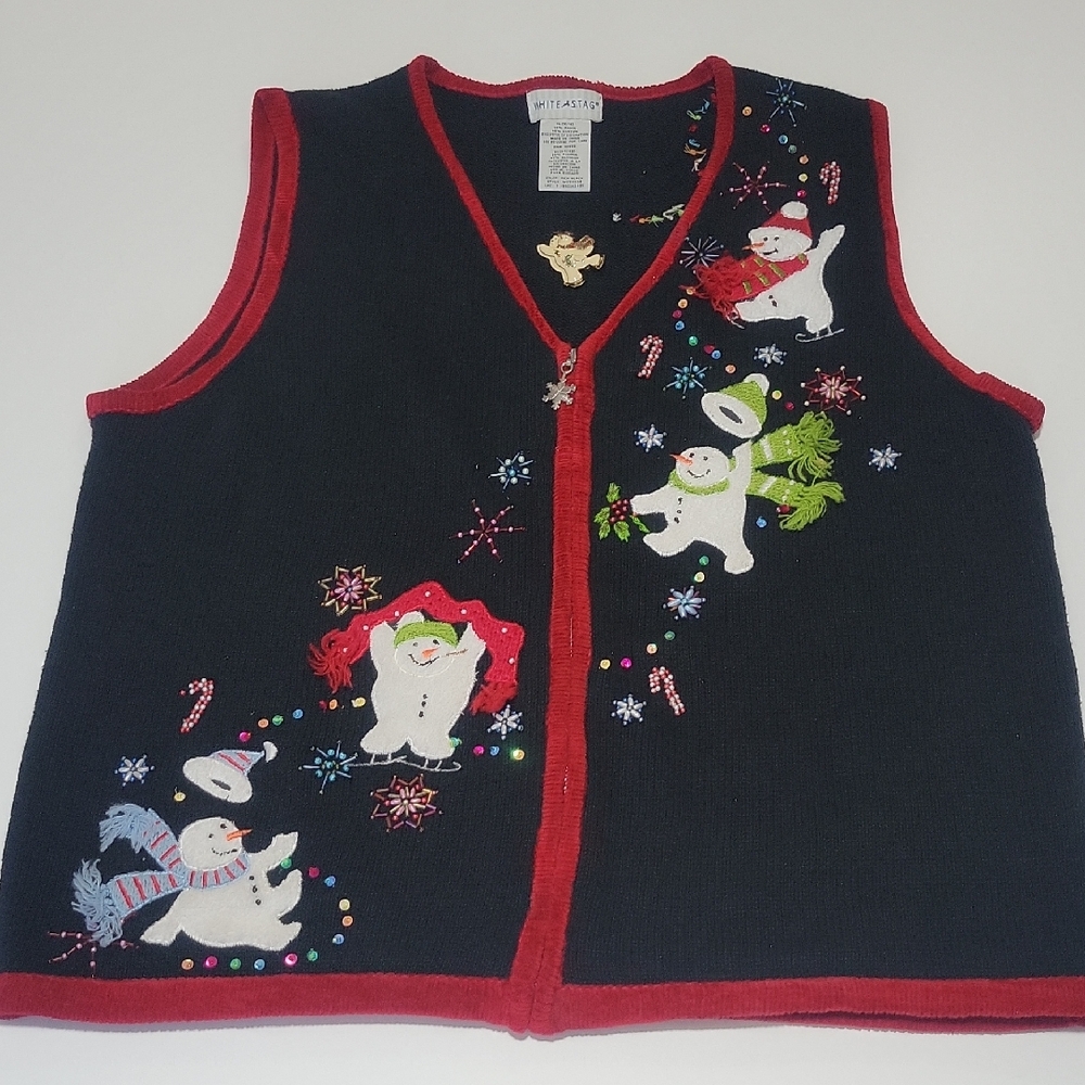 Vintage White Stag Snowman Black Vest with Red Trim And Sequin
